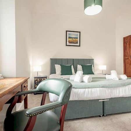 סנט אנדרוס The Cross Keys Apartment - 85D Market Street מראה חיצוני תמונה
